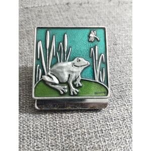 Vtg Gail Ahlers Frog Magnet Clip Lilly Pad Dragonfly